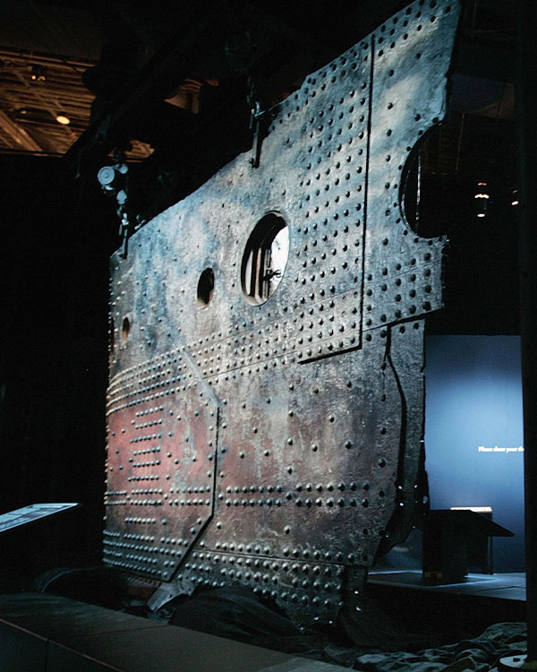 Image of a large piece of the ship